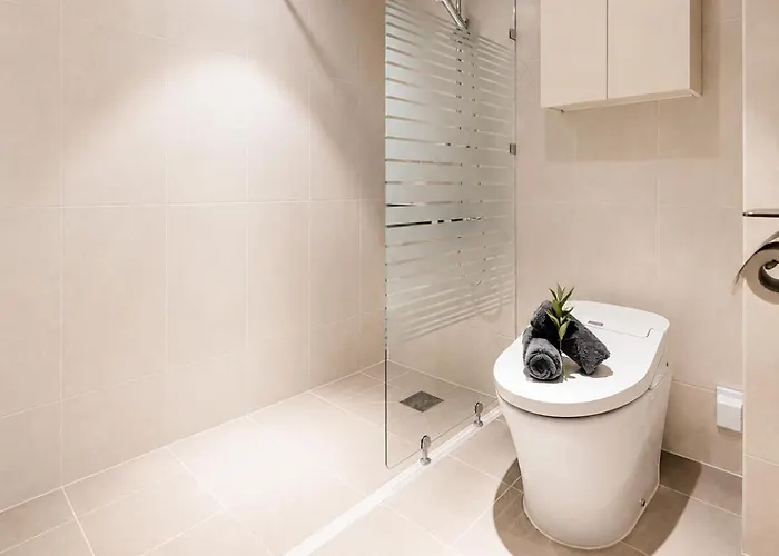 Spacious 132 Sqm, Ddp , Jongno Villa *