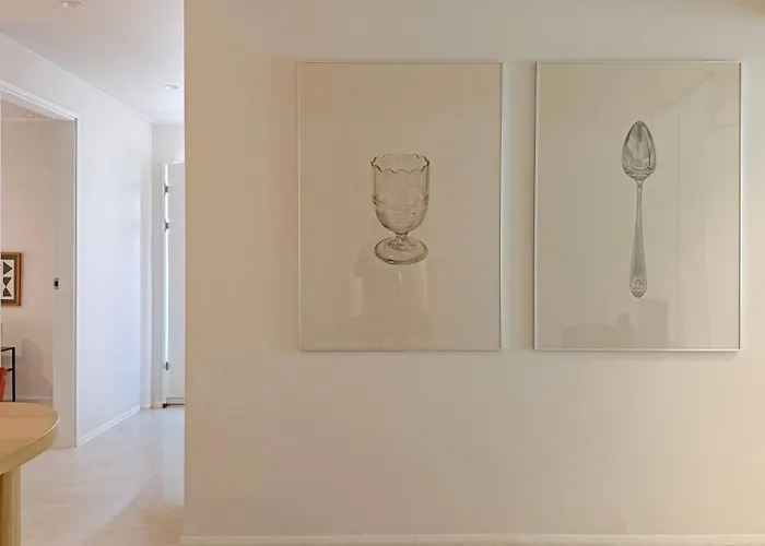 Spacious 132 Sqm, Ddp , Jongno Villa *
