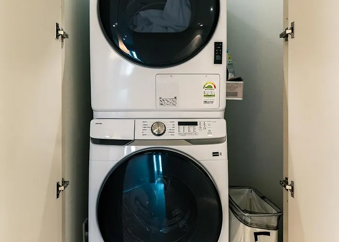 Spacious 132 Sqm, Ddp , Jongno * Seoul