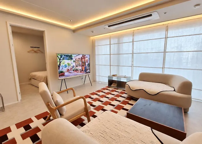 Spacious 132 sqm, DDP , JONGNO * Seúl
