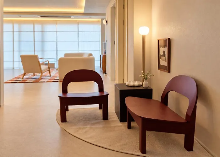 Spacious 132 sqm, DDP , JONGNO Villa *